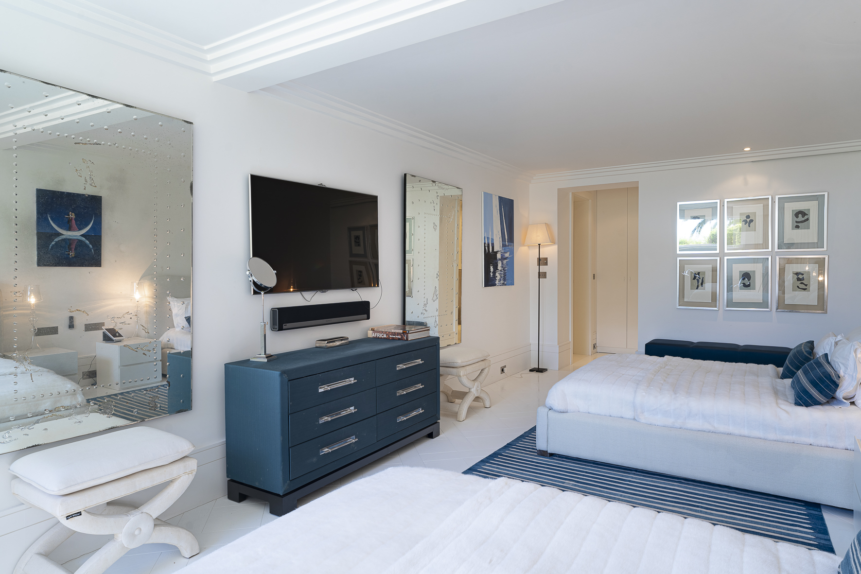 Waterfront Villa — photo 11